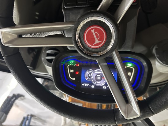 Cargador telescópico MB ER2500T