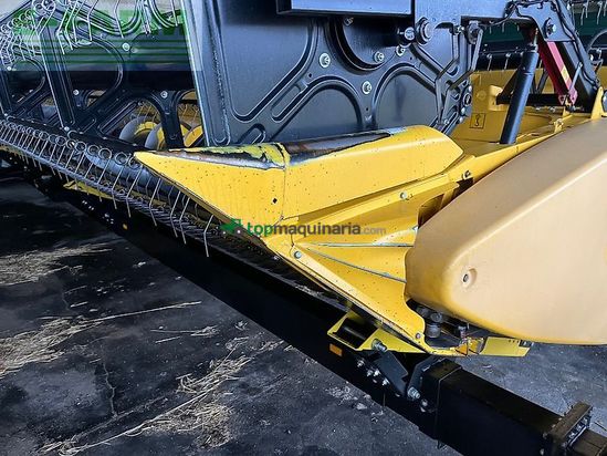 Cosechadora de Cereal - New Holland - cr 9.80
