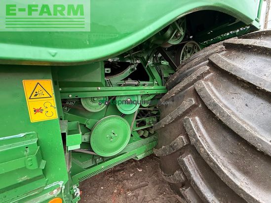 Cosechadora de Cereal - John Deere - T670i