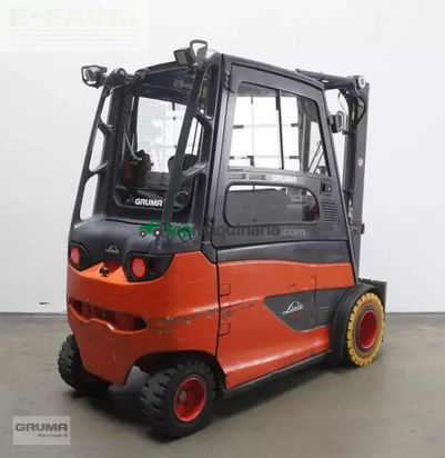 Elevadora - Linde - e 35 hl 387