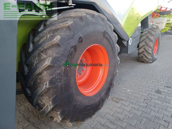 Cosechadora de Cereal - Claas - trion 750 montana + v 770 laserpilot