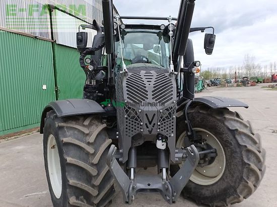 Tractor agrícola - Valtra - n154 active mit forstausrüstung