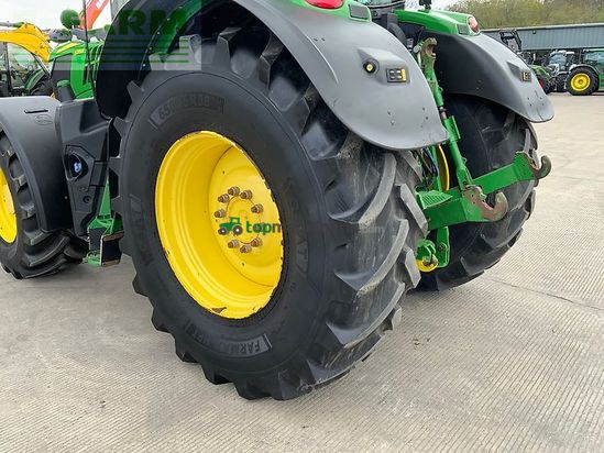 Tractor agrícola - John Deere - 6215r premium edition tractor (st26285)
