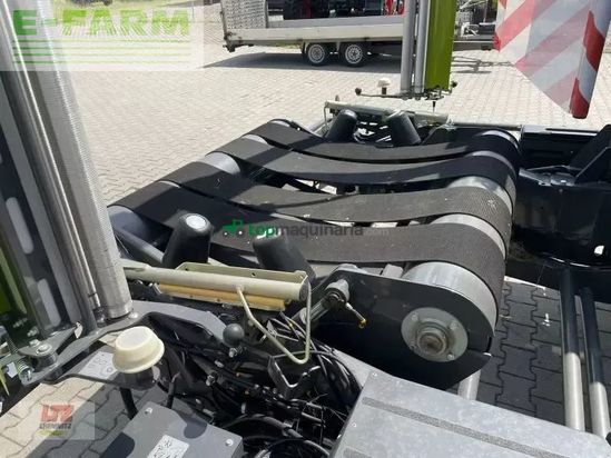 Empacadora gigant - Claas - rollant 630 rc uniwrap