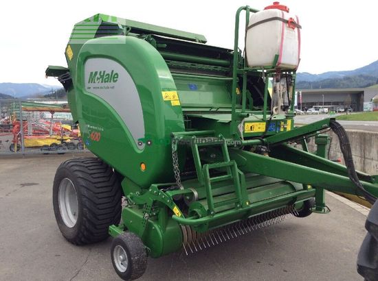 Empacadora gigant - McHale - f5600