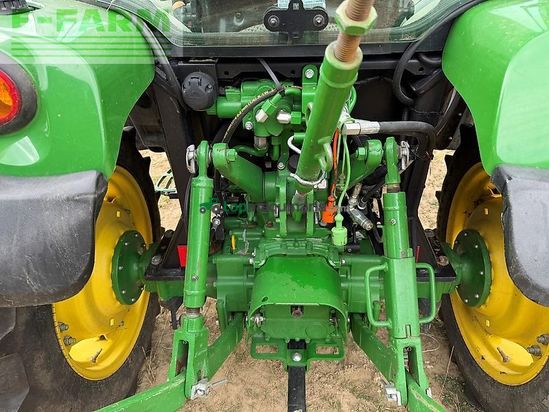 Tractor agrícola - John Deere - 3038r