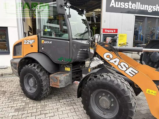 Minicargadora - Case IH - 221f mit euroadapter hydraulisch