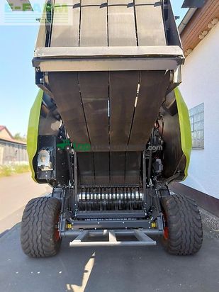 Empacadora gigant - Claas - variant 580 rc pro