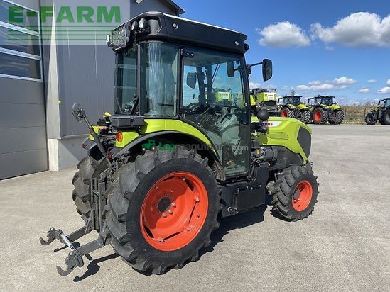 Tractor agrícola - Claas - nexos 220 s comfort