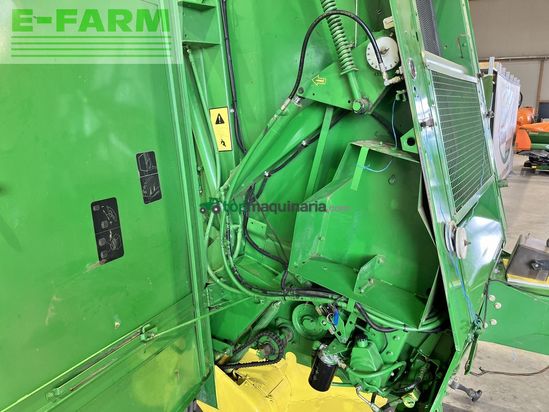 Empacadora gigant - John Deere - 550