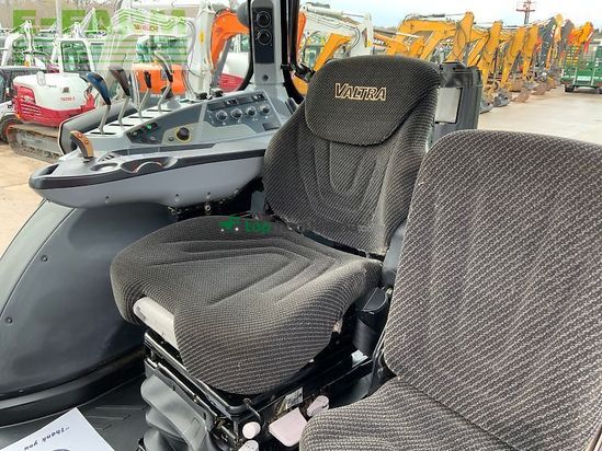 Tractor agrícola - Valtra - t154 active tractor (st25061) Active