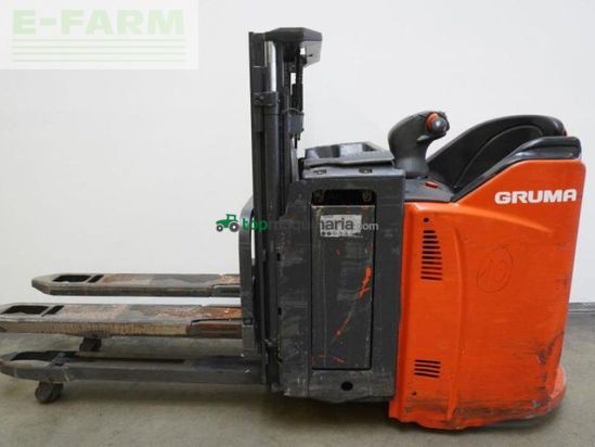Elevadora - Linde - d 12 hp sp 133