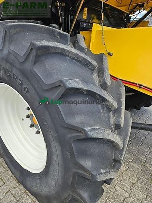 Cosechadora de Cereal - New Holland - tc 5070