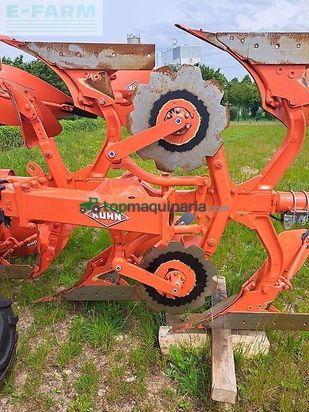 Arado - Kuhn - varimaster 153