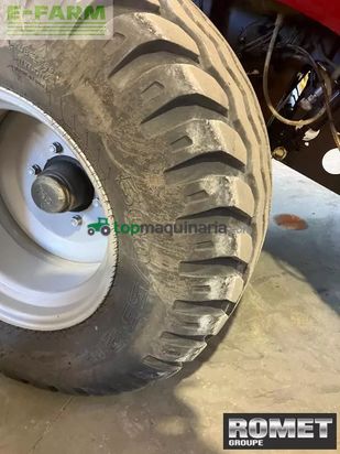 Empacadora gigant - Massey Ferguson - 4180 v xtra