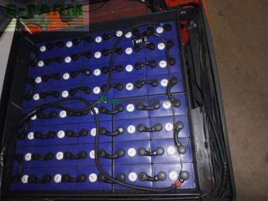 Elevadora - Linde - e 50/600 hl 388