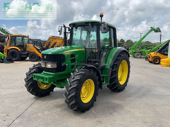 Tractor agrícola - John Deere - 6430 tractor (st26526)