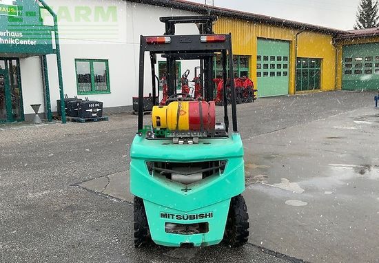 Elevadora - Mitsubishi - fg25n gasstapler