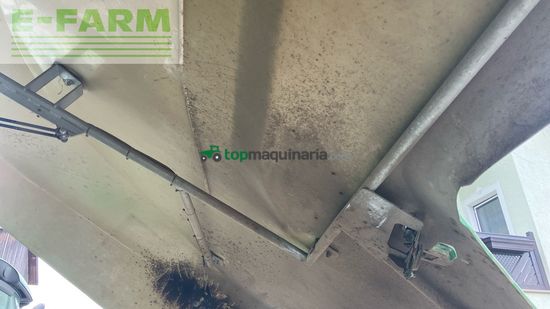 Empacadora gigant - John Deere - V461R
