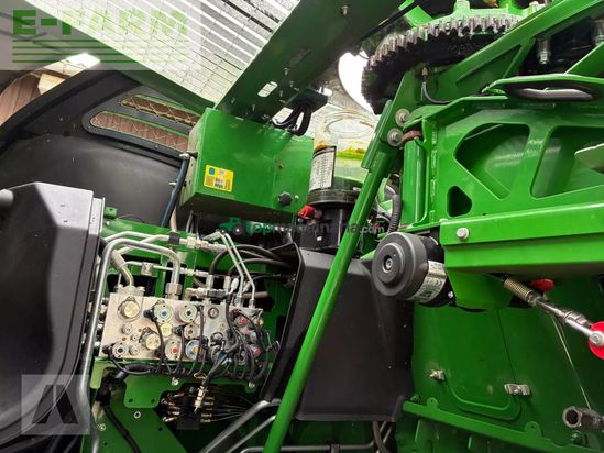 Cosechadora de Cereal - John Deere - 8100i