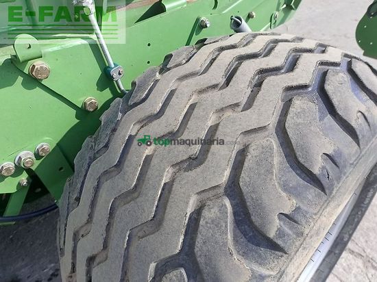 Empacadora gigant - Krone - v 180 xc comprima