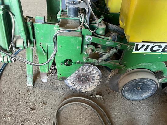 Sembradora monograno  John Deere 1700 Max Emergente Plus