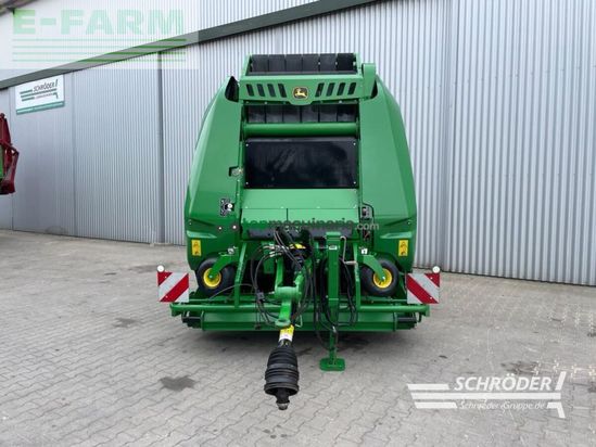 Empacadora gigant - John Deere - v 461 m