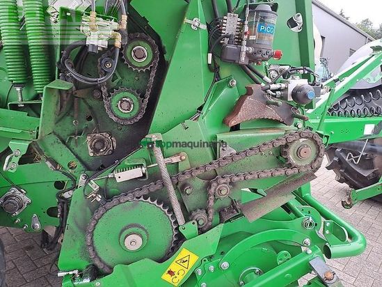 Empacadora gigant - John Deere - v461r
