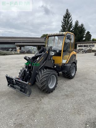 Minicargadora - Eurotrac - w13-cf