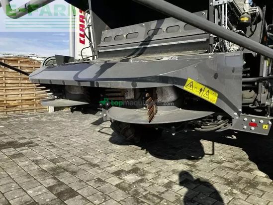 Cosechadora de Cereal - Claas - trion 750 + v770