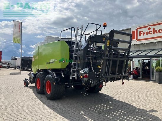 Empacadora gigant - Claas - quadrant 5300 rc t+st