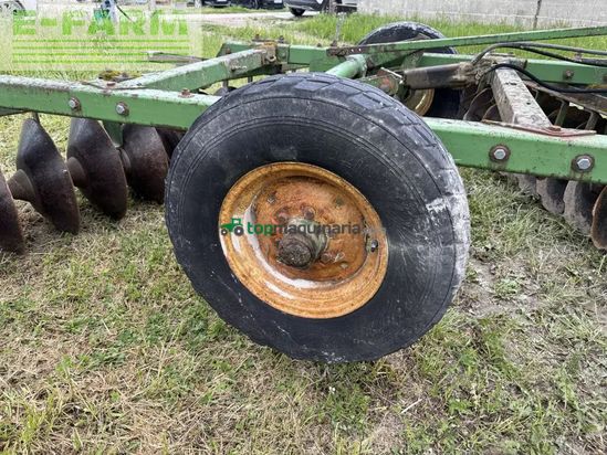 Grada de disco - John Deere - 32 disques 3m50