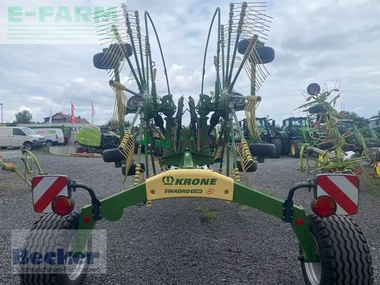 Rastrillo - Krone - schwadro tc 880