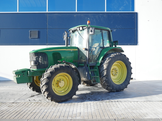 Tractor agrícola - John Deere - 6620