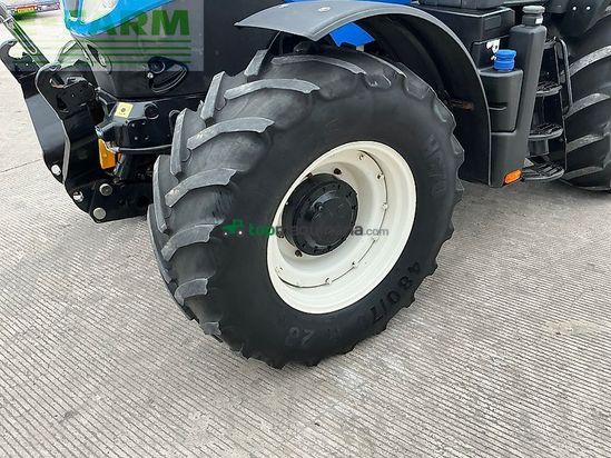 Tractor agrícola - New Holland - t7.210 tractor (st27474)