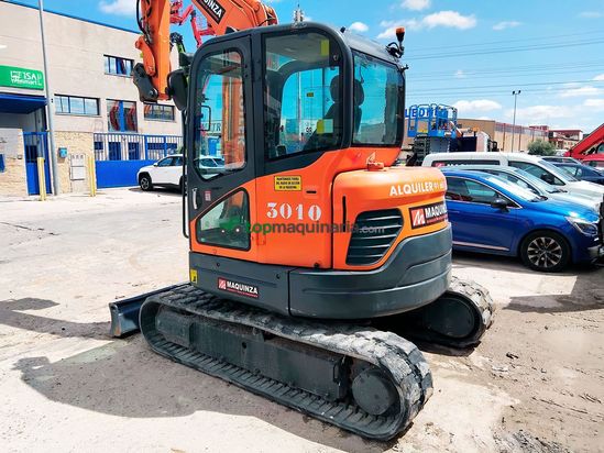 Miniexcavadora DOOSAN DX60R