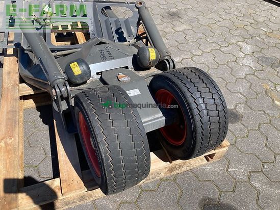 Tractor agrícola - Claas - zusatzfahrwerk xerion 4200 neu