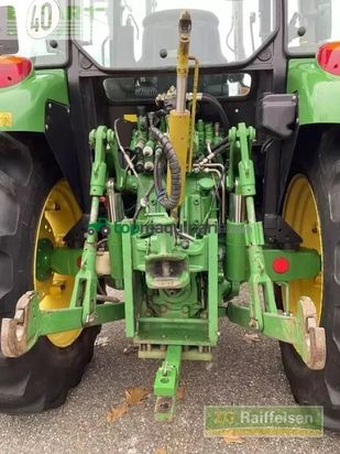 Tractor agrícola - John Deere - 5820