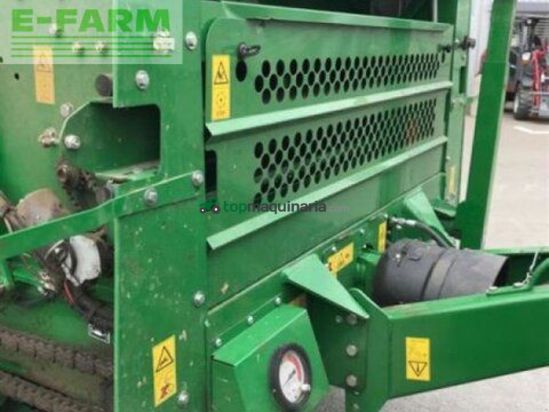 Empacadora gigant - John Deere - gebr. presse john deere f 440e