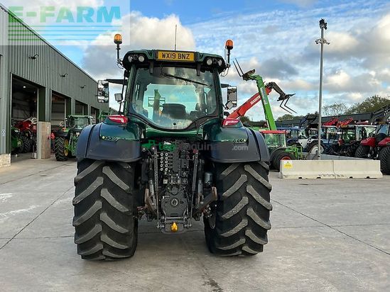 Tractor agrícola - Valtra - t254 versu tractor (st26250)