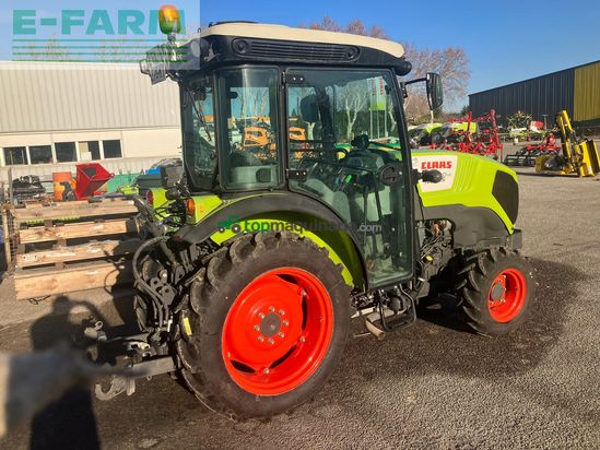 Tractor agrícola - Claas - nexos 220 ve cabine 4rm VE