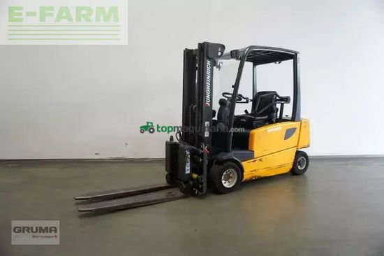 Elevadora - Jungheinrich - efg-vac 20mpg