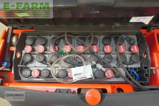 Elevadora - Linde - l 12 i 1172