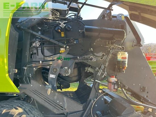 Empacadora gigant - Claas - quadrant 5300 fc t+st