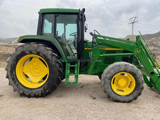 Tractor agrícola - John Deere - 6506 con pala John Deere 