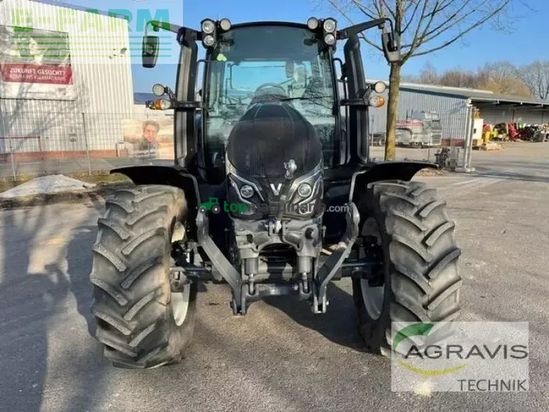 Tractor agrícola - Valtra - g 135 a 1b9