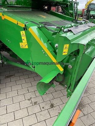 Cosechadora de Cereal - John Deere - t560
