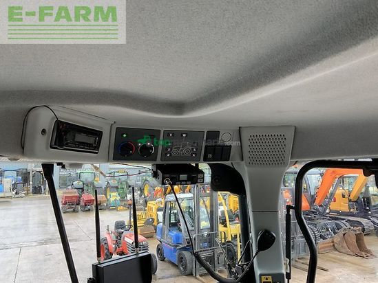 Tractor agrícola - Claas - arion 650 tractor (st24962)