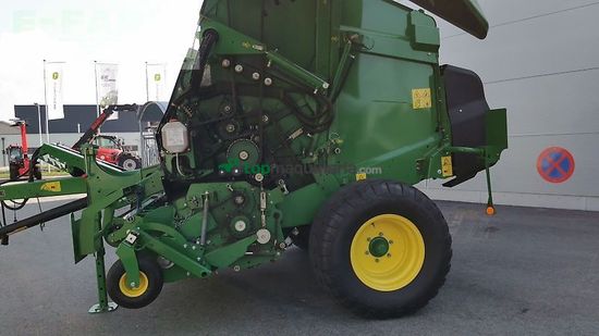 Empacadora gigant - John Deere - v 451 m hc25