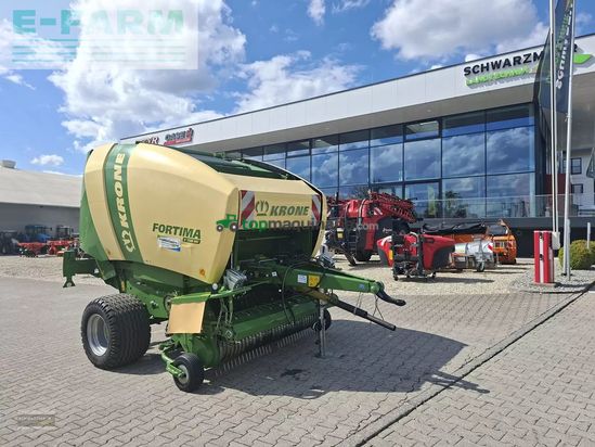 Empacadora gigant - Krone - fortima v 1500 mc